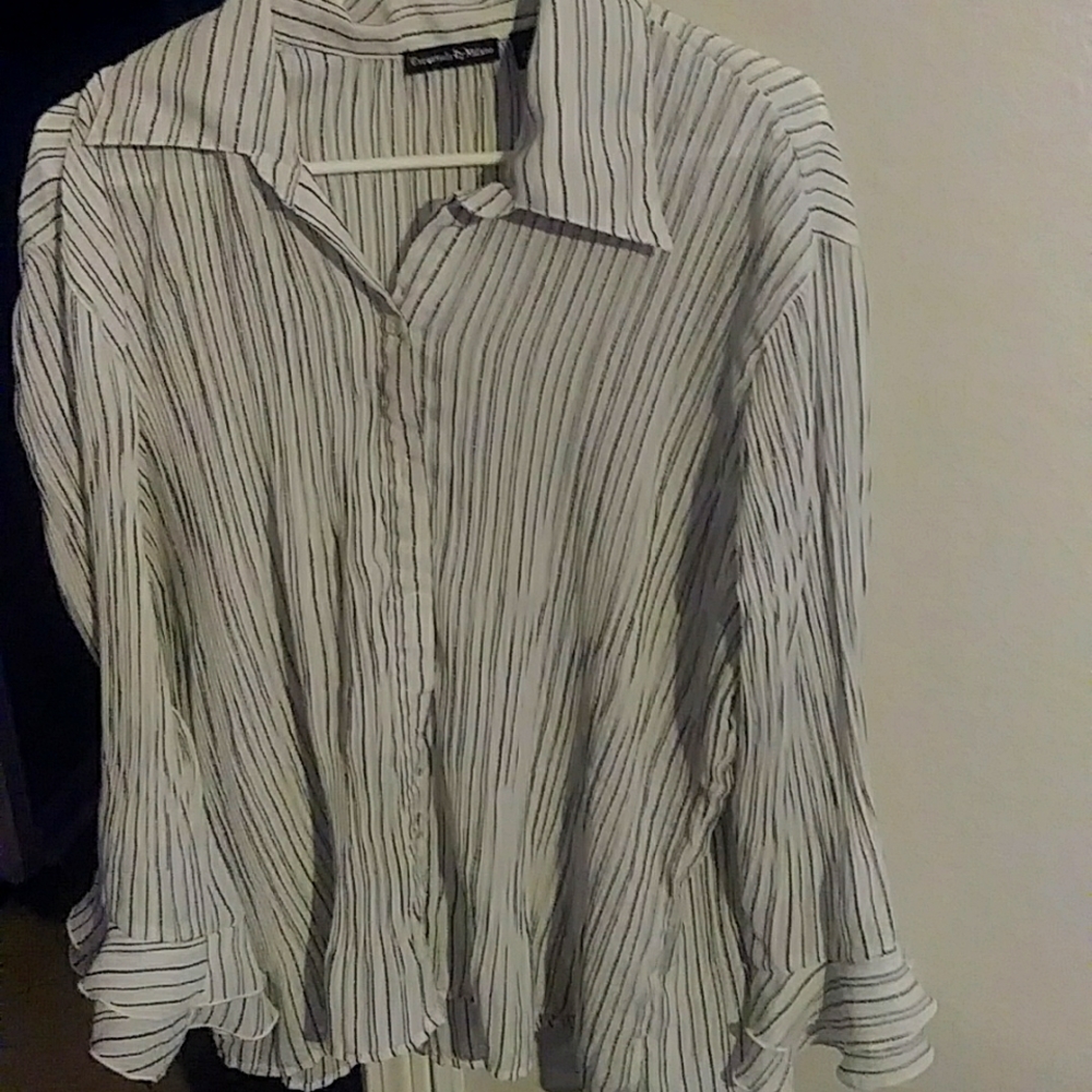 Button up long sleeve shirt